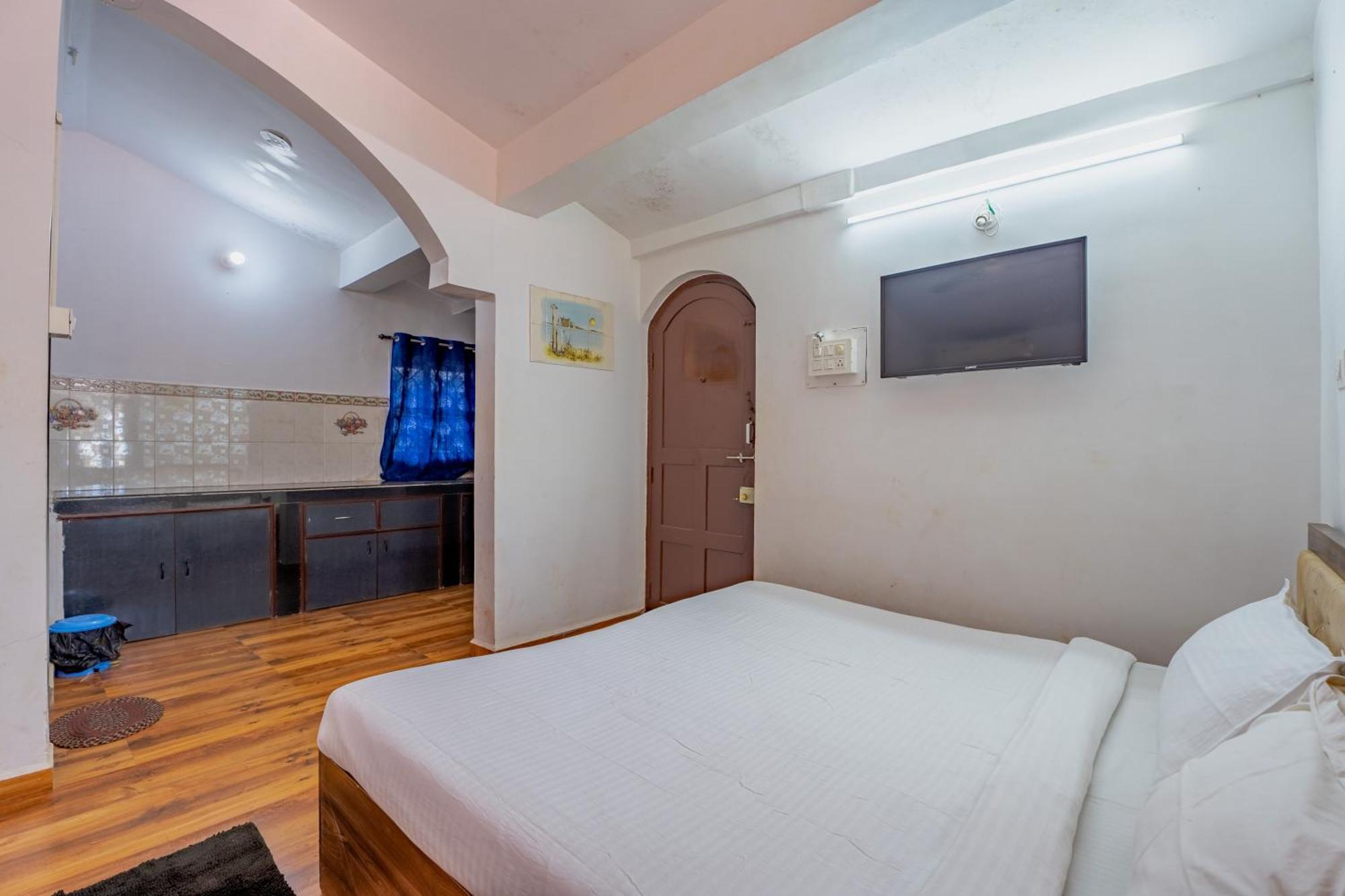 Baga Galaxy Hotel Exterior photo